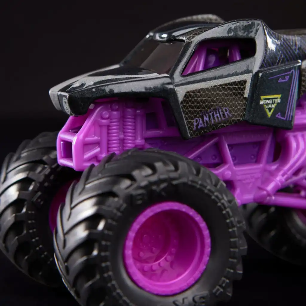 Develop children's imagination with Marvel heroes.