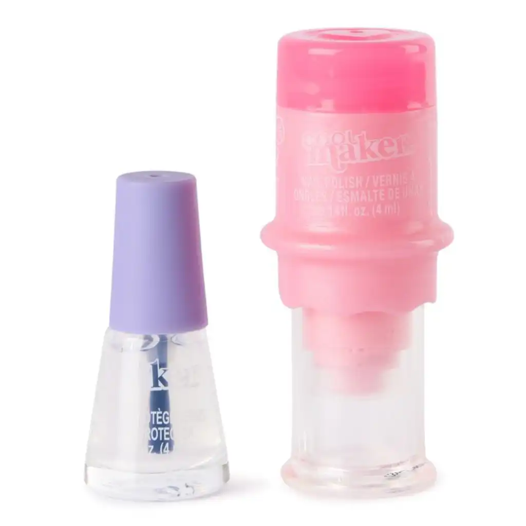 Easily and quickly stamp your nails with the applicator.