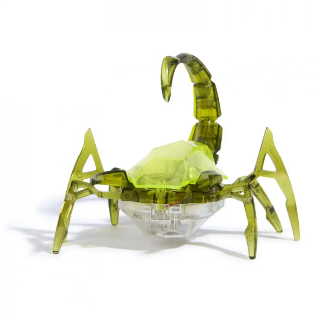 Play instantly thanks to the batteries included in the package.