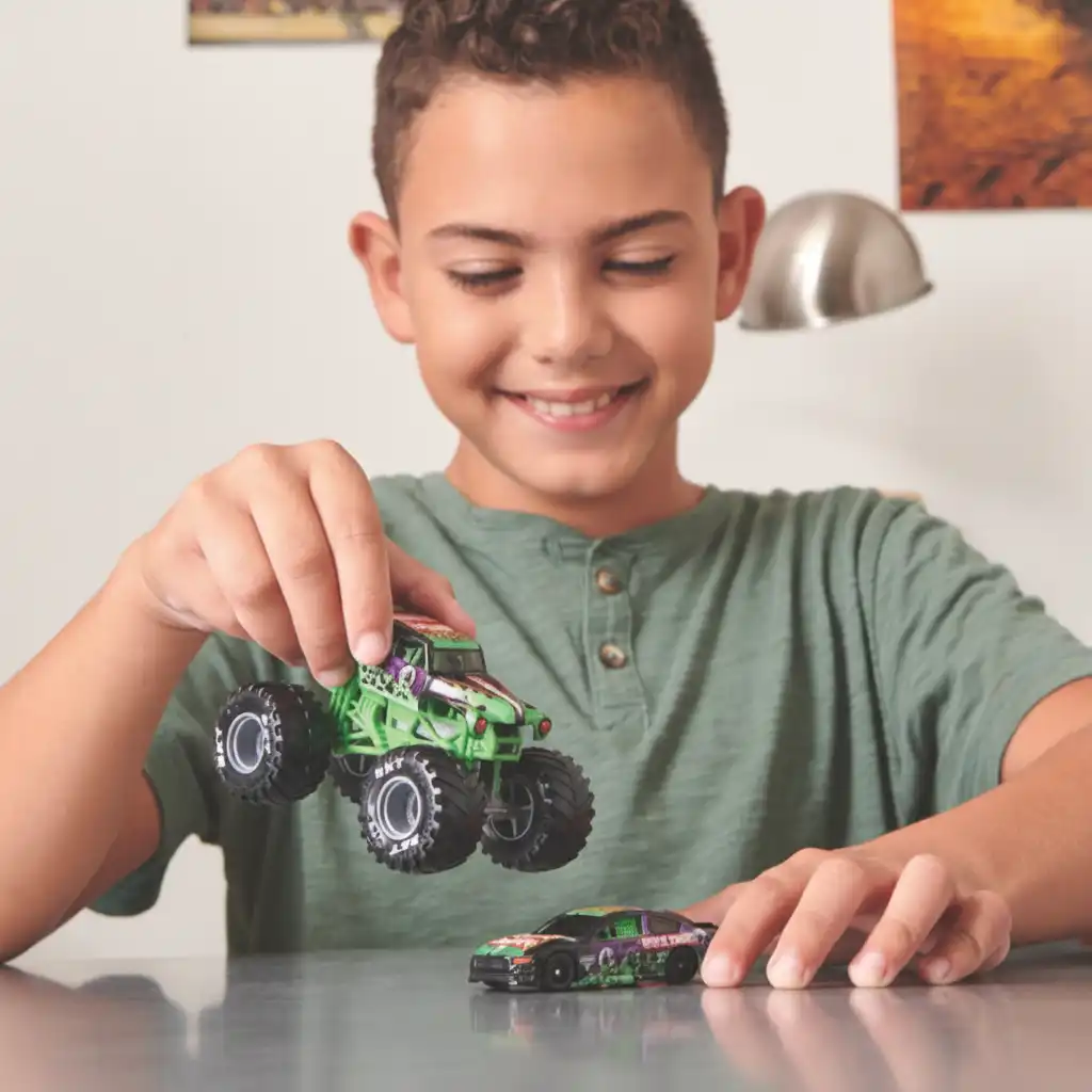 Endless fun creating your own Monster Jam stories.