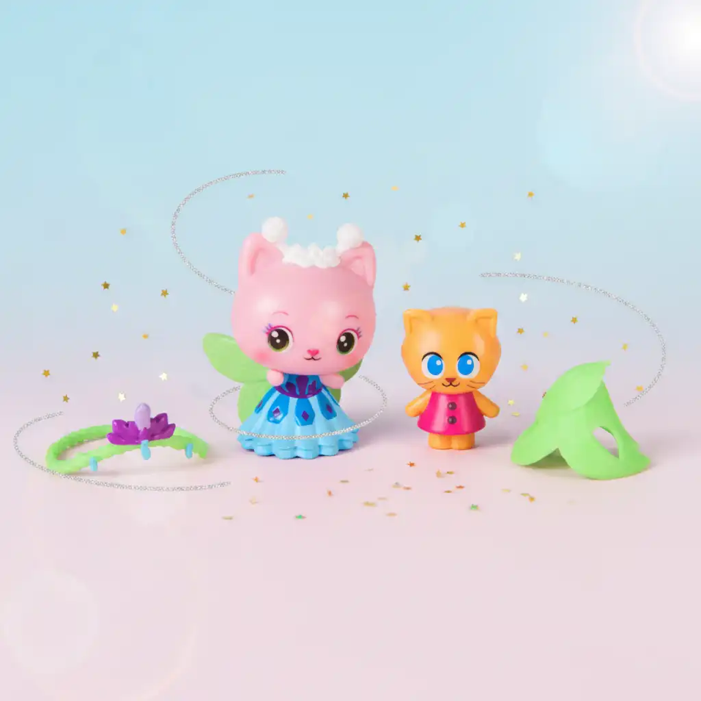 Adorable accessories for even more creative fun.
