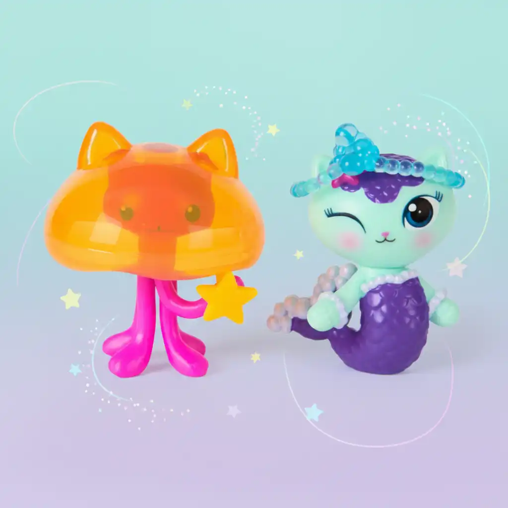 Support children's creativity through play with favorite heroes.