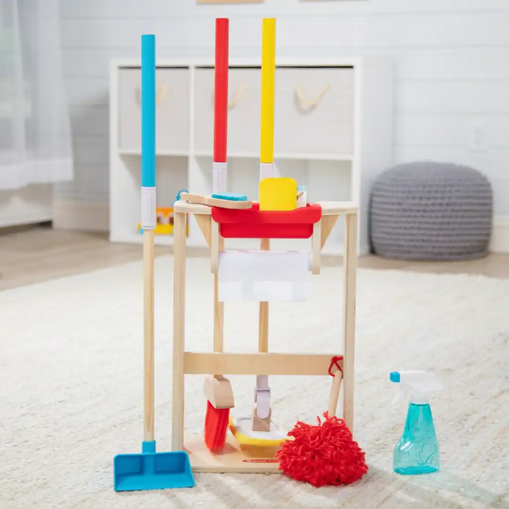 Durable materials from FSC wood for safe play