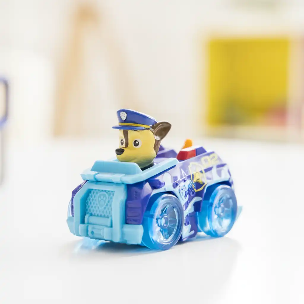 Smooth ride thanks to special functional wheels.
