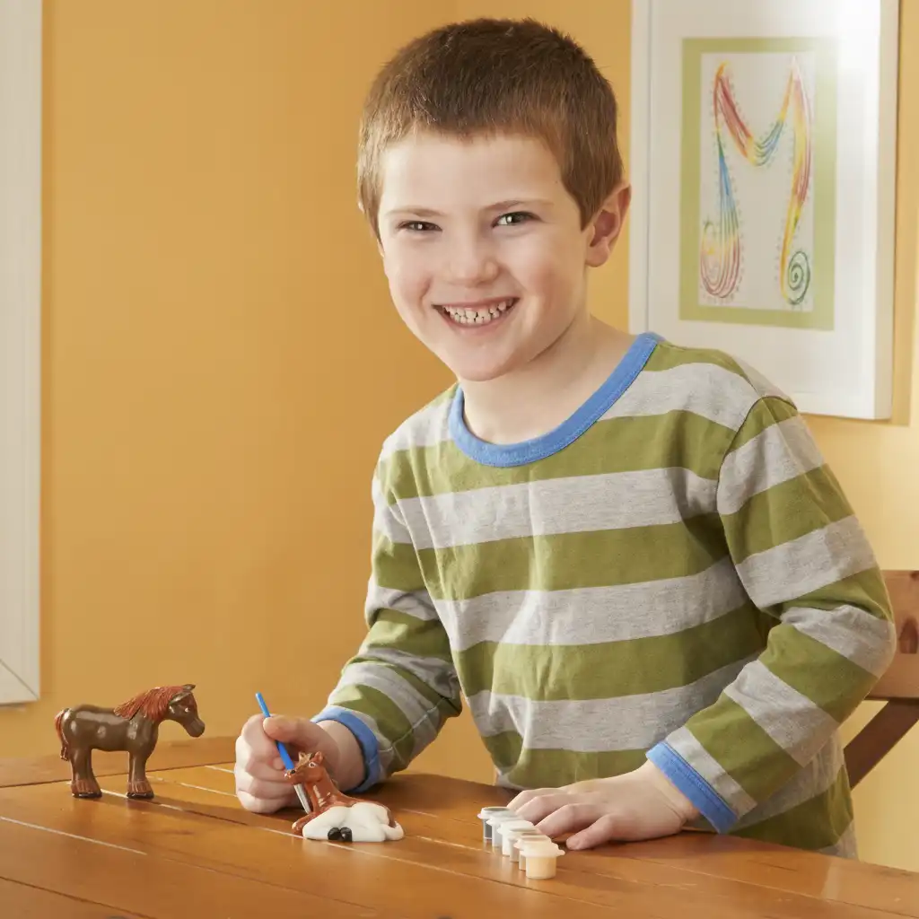 Discover new painting techniques and create your masterpiece.