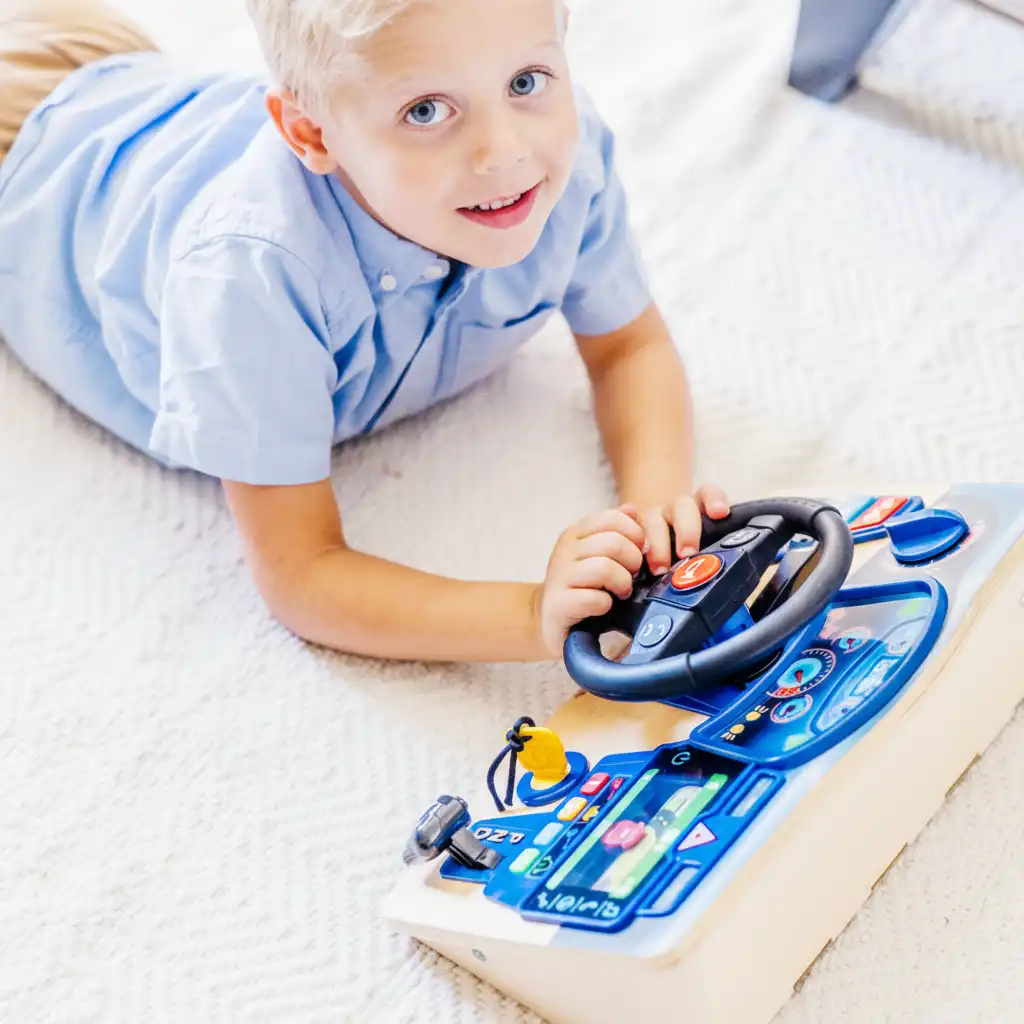 Durable wooden construction for years of safe play.
