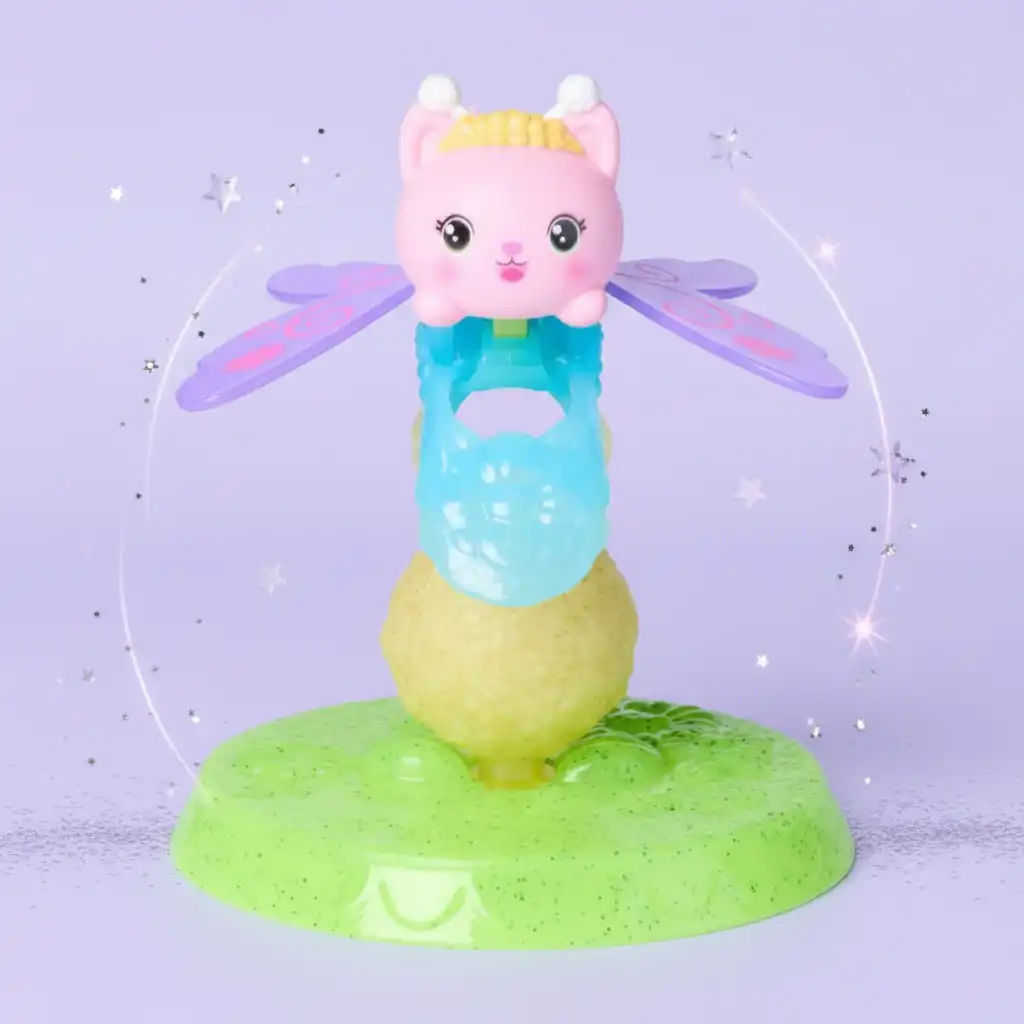 Unleash fairy magic with a movable ring on your hand.