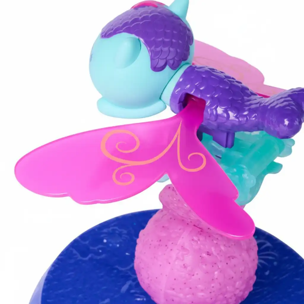 Delight with the perfect gift for every little fan.