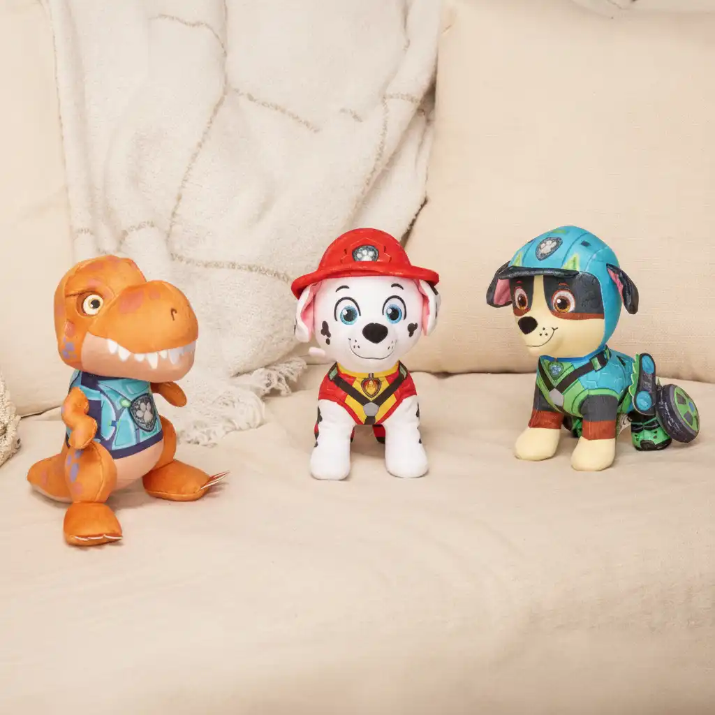 Soft and pleasant plush material for peaceful children's sleep.