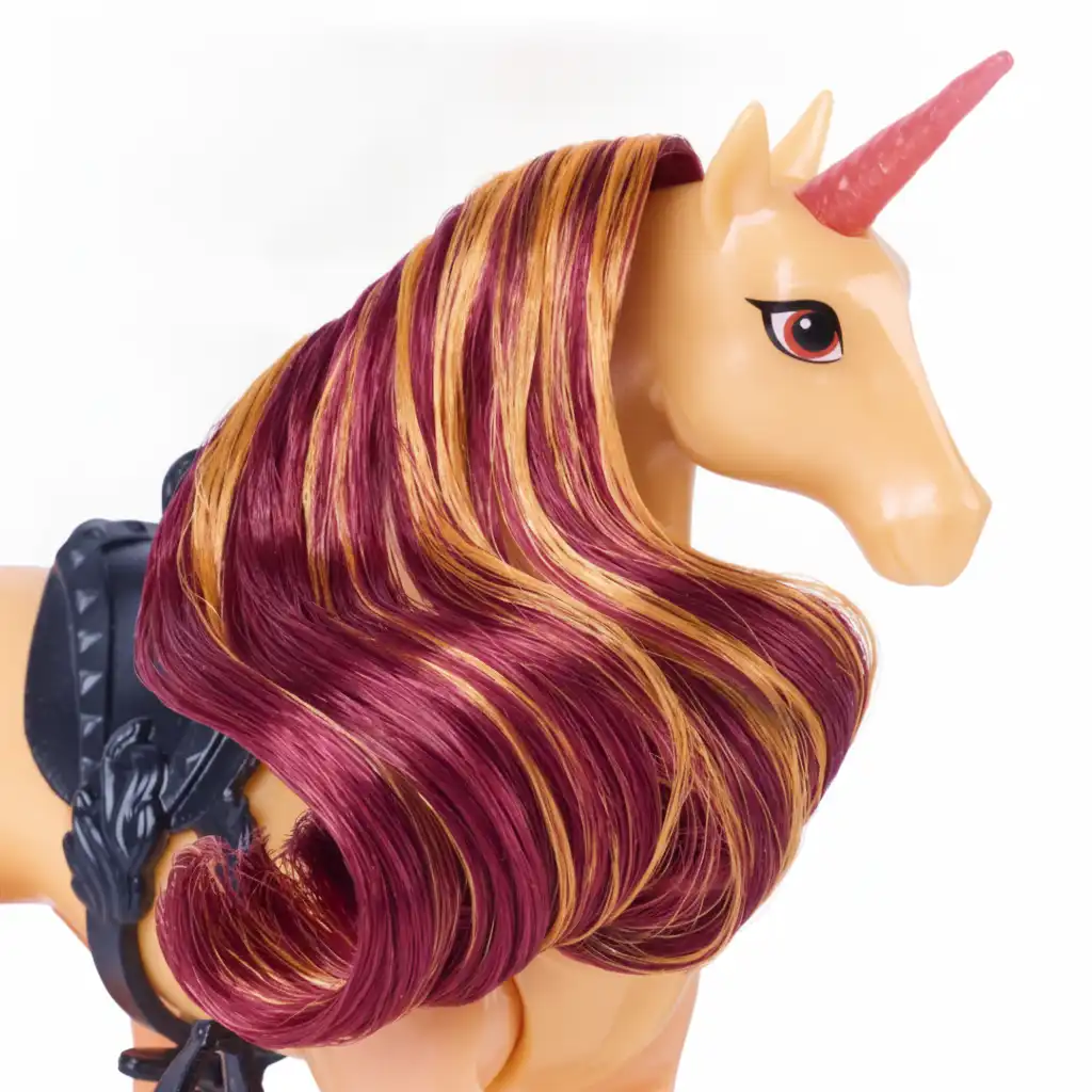 Creative play with figures from the world of Unicorn Academy.