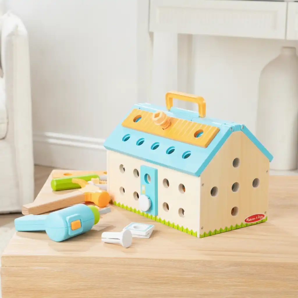 Supporting Children's creativity in designing your own little house.