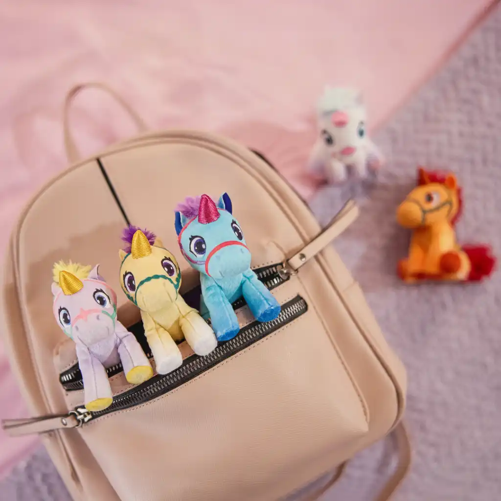 Detailed craftsmanship and soft plush for maximum play joy.